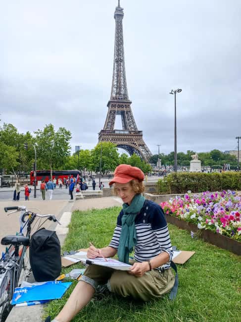 Trocadero: Eiffel Tower coloring workshop for kids - Discover a Creative Family Activity in Front of the Eiffel Tower
