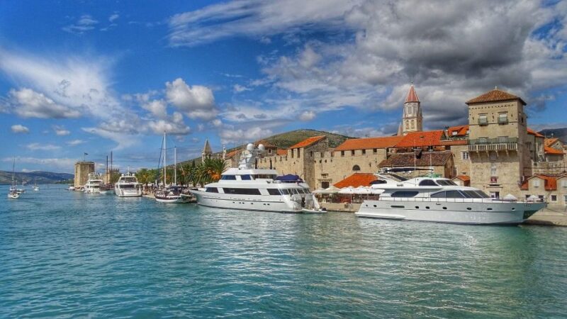 Trogir: Private Walking Tour - Admiring the Treasures of the Kairos Collection