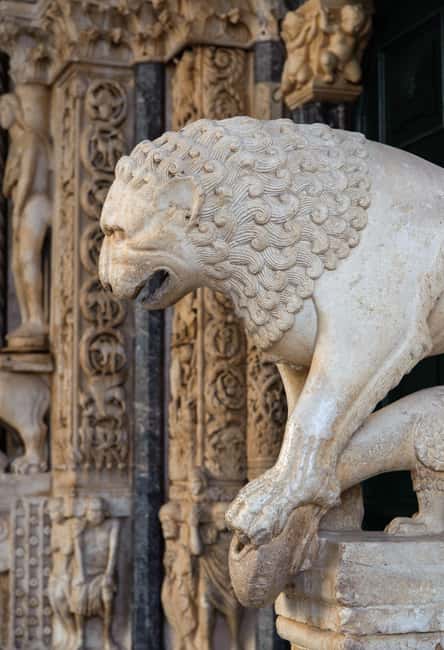 Trogir/Split - Trogir History & Luxury Culinary Tour - Excursions in Trogir: Exploring the Historic Old Town