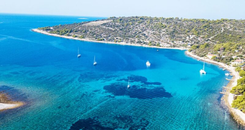 Trogir: White Lagoon, Maslinica & Blue Lagoon Speedboat Tour - Pacing, Group Size, and Overall Experience