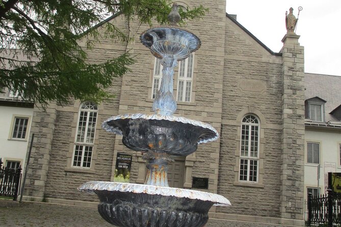 Trois-Rivières Self-Guided Walking Tour and Scavenger Hunt - The Oldest Buildings and Their Stories