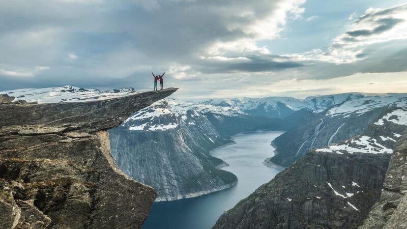 Trolltunga: Trolltunga Sunset Glamping - The Experience of Guided Photography and Special Views