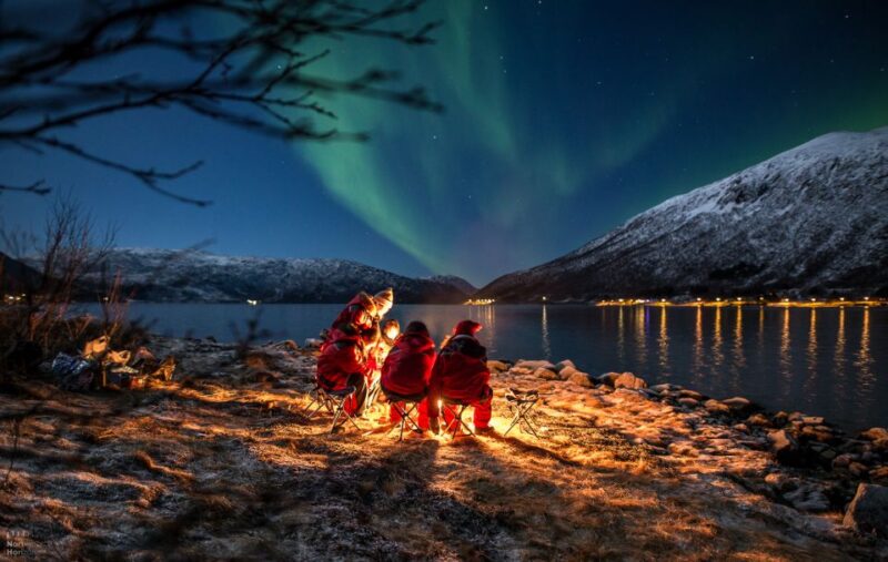 Tromsø: Expert Aurora Hunt - Thermal Gear, Food, Campfire - Campfire Experience with Reindeer Sausages and Hot Drinks