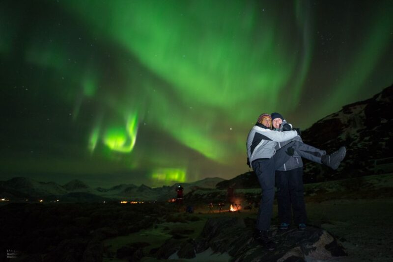 Tromsø: Expert Aurora Hunt - Thermal Gear, Food, Campfire - Photos and Memories