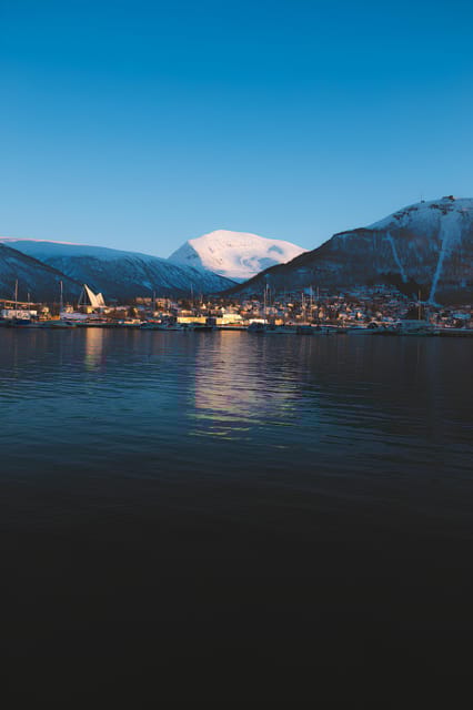 Tromso: Express Walk with a Local in 60 minutes - Discover Tromso in 60 Minutes with a Local Guide
