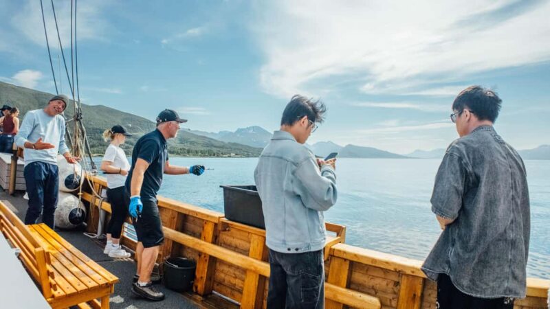 Tromsø: Fishing & Fjord Cruise - Comfort and Amenities Onboard