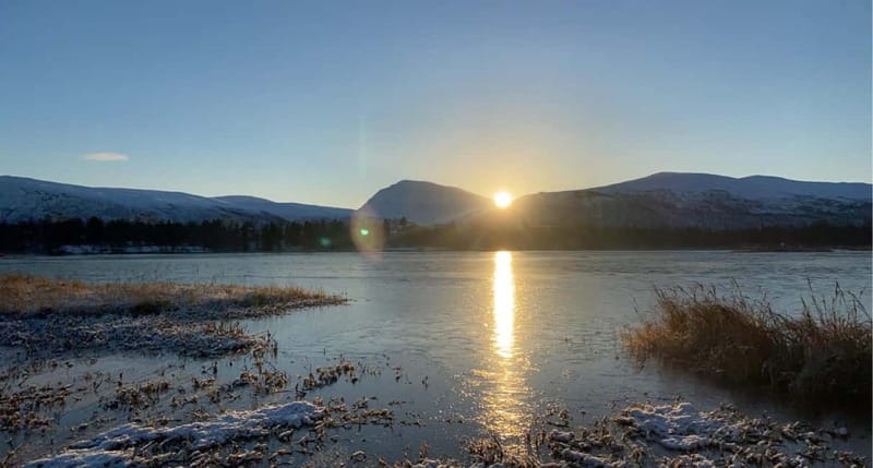 Tromsø: Guided Hiking Tour with Roundtrip Transfers - What’s Included in the Hiking Experience