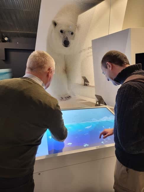Tromsø: Guided Polar Bear Walk incl. Polaria & Polar Museum - Visits to Tromsø’s Iconic Cultural Attractions
