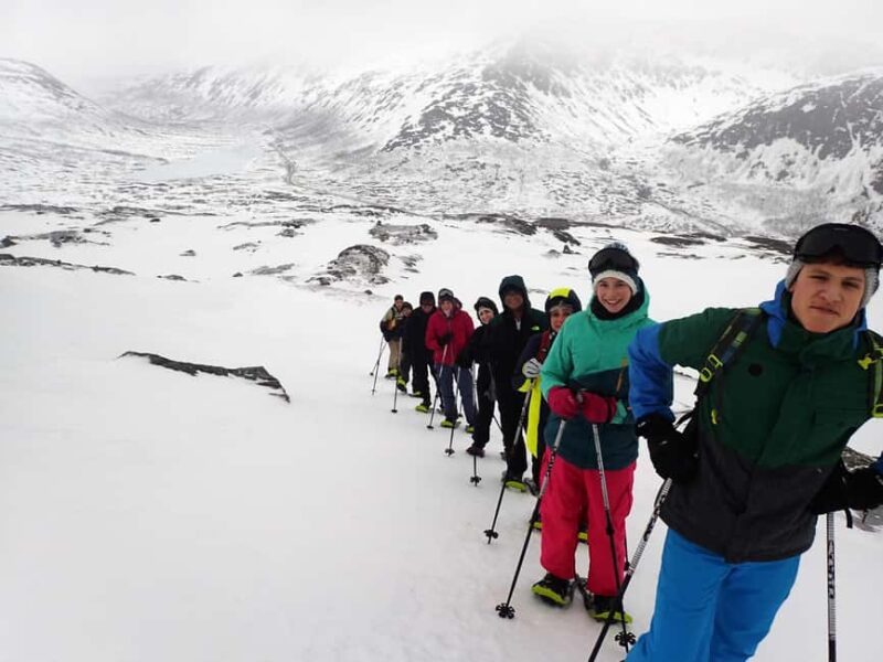 Tromsø: Guided snowshoe hill hike - Navigating Snowshoe Terrain in Norway’s Mountain Landscape
