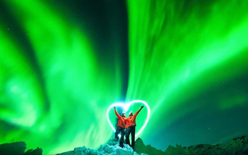 Tromsø: Northern Lights Pioneer Tour with Photos Included - Tromsø’s Northern Lights Pioneer Tour: An Overview