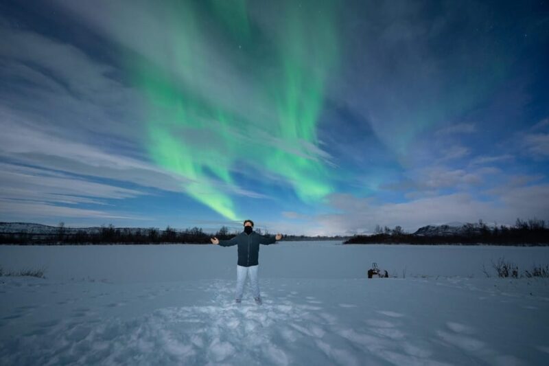 Tromso: Northern Lights Private Tour with Dinner - Witness the Aurora in Comfort on a Private Tromsø Northern Lights Tour with Dinner