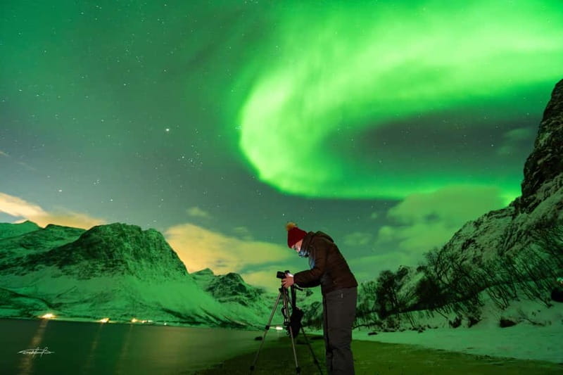 Tromsø: Northern Lights Safari with Expert Guides and Photos - Arctic Camp Setup and On-Site Experience