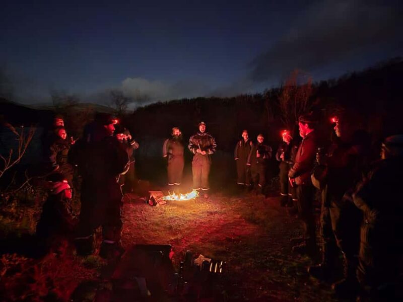 Tromsø: Northern Lights Tour in Glass Minibus with Dinner - Exploring the Best Viewing Locations