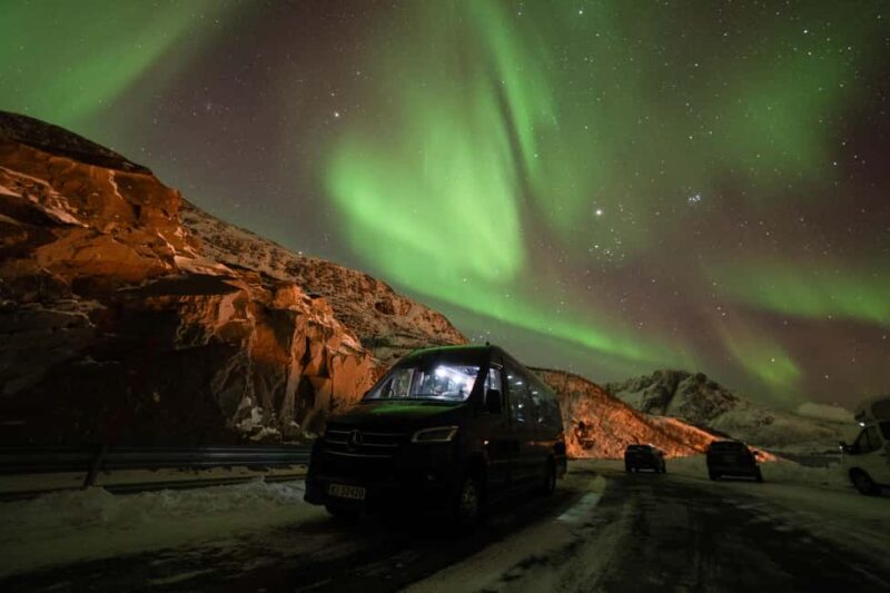 Tromsø: Northern Lights tour, local experts, free photos - The Route and Scenic Stops in Tromsø