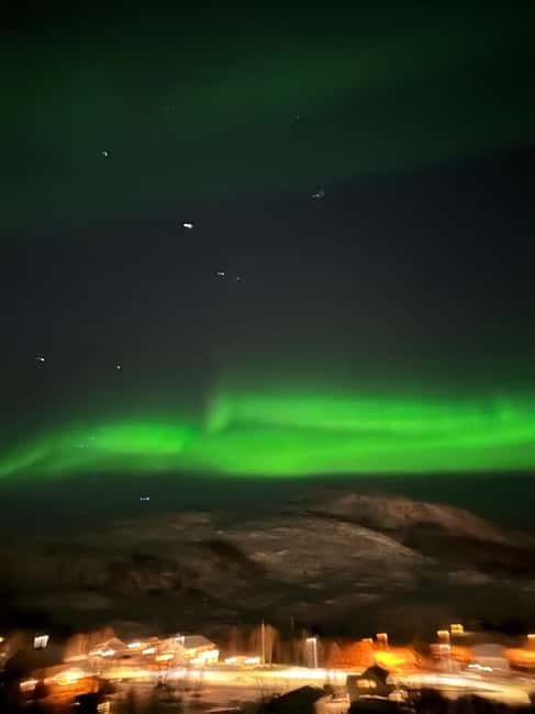 Tromsø: Northern Lights Tour - Experience the Tromsø Northern Lights Tour with Local Expertise