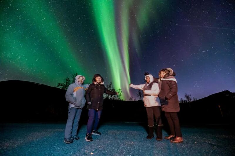 Tromsø: Premium Northern Lights Tour Small Group 8 Guests - Additional Services and Practical Details