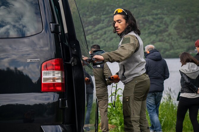 Tromsø Private Airport-Hotel Transfer Service up to 13 guests - Meeting Your Driver at Tromsø Airport