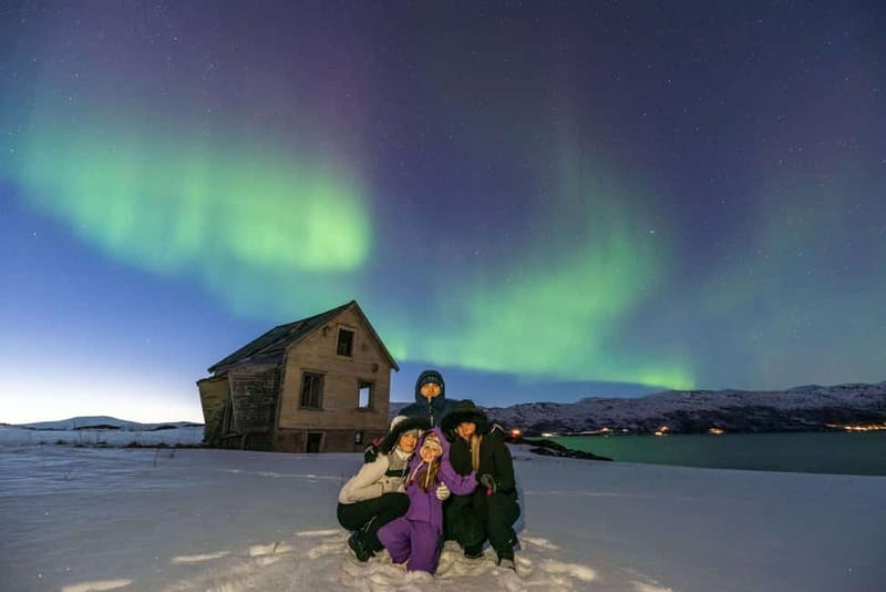 Tromsø: Private Northern Lights Chase 2-8 guests - Weather and Sightings: What to Expect