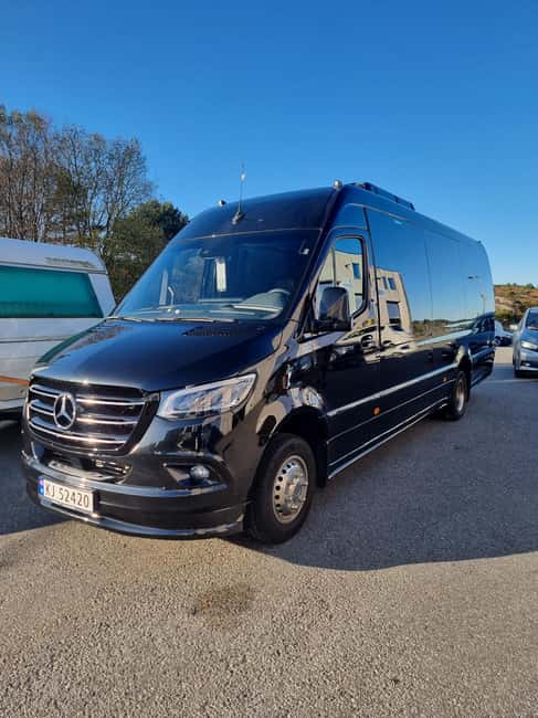 Tromsø: Private Northern Lights Minibus Tour with Photos - Who Will Love This Northern Lights Tour?