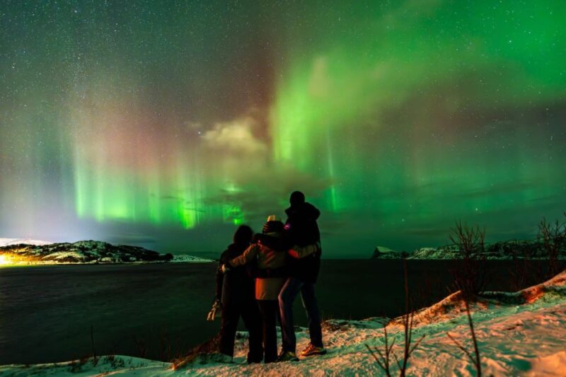 Tromsø: Small group Aurora Borealis - The Role of the Guides and Photography