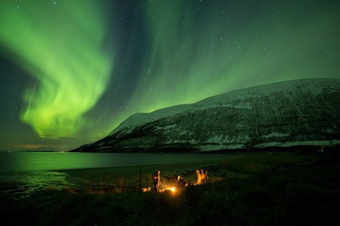 Tromsø: Small Group Northern Lights Hunt - Starting Point and Timing for Your Northern Lights Chase