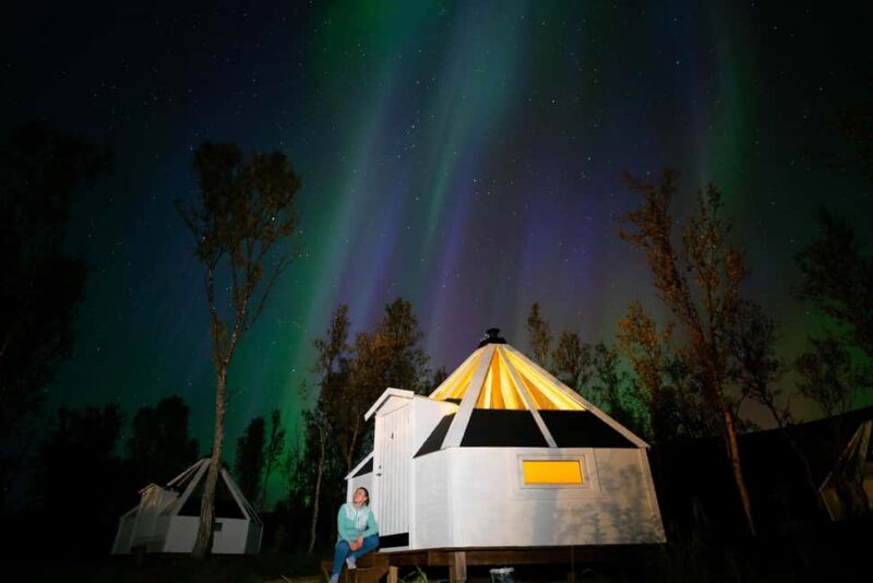 Tromsø: Snowmobile Safari with Aurora Crystal Lavvo Stay - Tromsø: Snowmobile Safari with Aurora Crystal Lavvo Stay