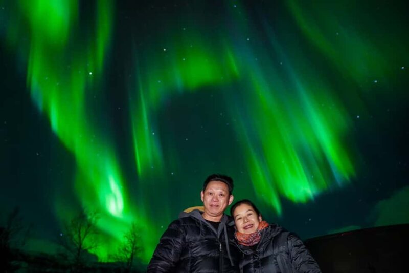 Tromsø: Unlimited Northern Lights Chase Across Borders - Exceptional Service and Guides