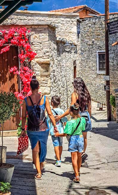 Troodos Mountains -Free Wine Tasting- Max 7p Group -Full A/C - Exploring the Venetian Tzelefos Bridge