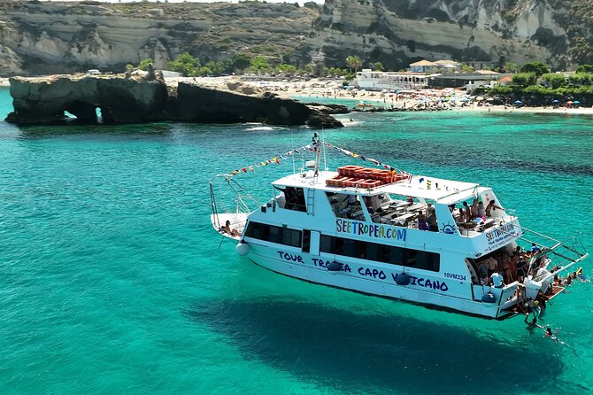 Tropea and Capo Vaticano Boat Tour with Aperitif and Snorkelling - Onboard Amenities and Comfort Features