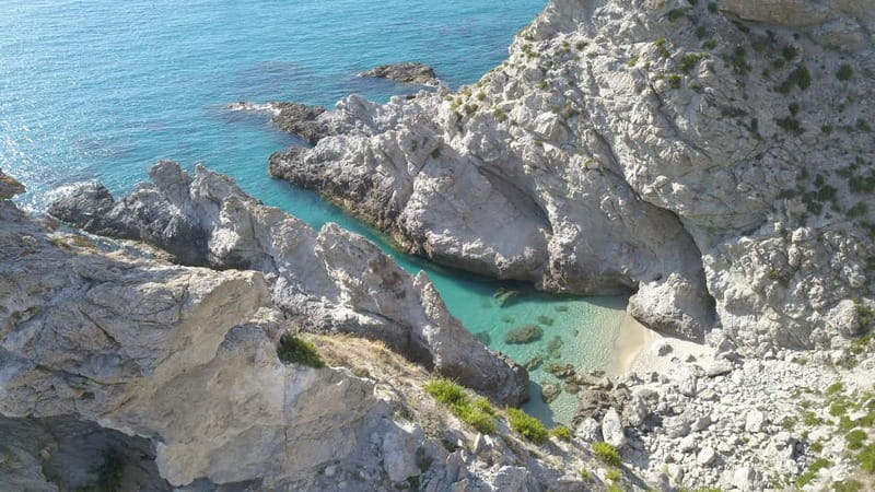 Tropea: Boat Tour on the Costa degli Dei - maximum 12 people on board - Snorkeling and Marine Life Encounters