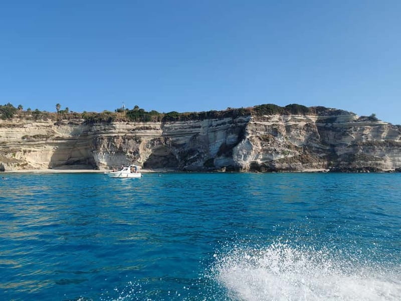Tropea: escursione Max 8 People esclusive Costa degli Dei - Stops at Riaci Bay, Grotta dello Scheletro, and Capo Vaticano