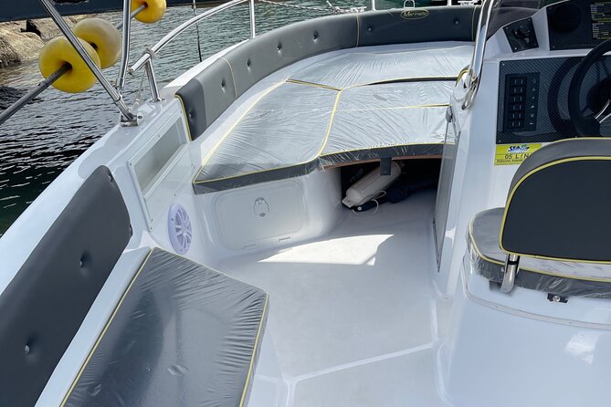 Tropea: Rent a New Marinello Boat. 4 Unforgettable hours, 5 seats - Enter the Enchanting Grotta dello Scheletro