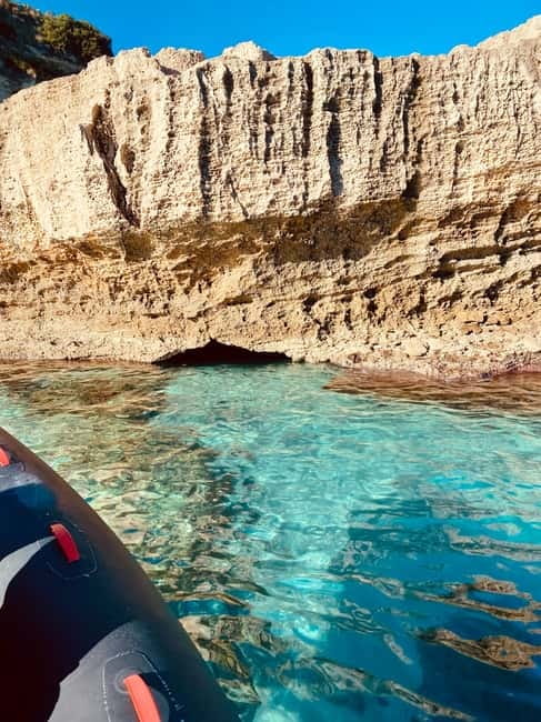 Tropea: Snorkeling Excursion by Dinghy with Aperitif - Key Points