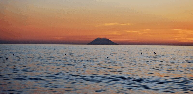 Tropea: Sunset Costa degli Dei Boat Tour with Swimming - Key Points