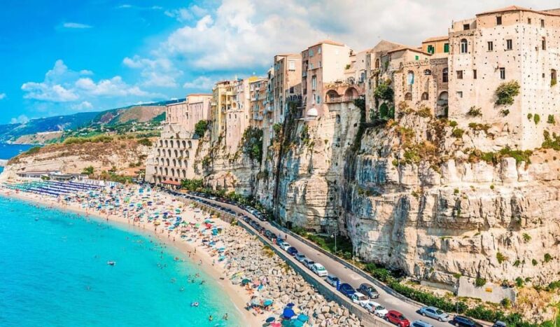 Tropea: Walking Tour - Visiting the Norman Cathedral and Santa Maria dellIsola