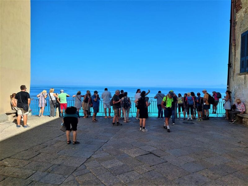 Tropea: Walking Tour - Combining the Tour with Food Tastings of Local Specialties