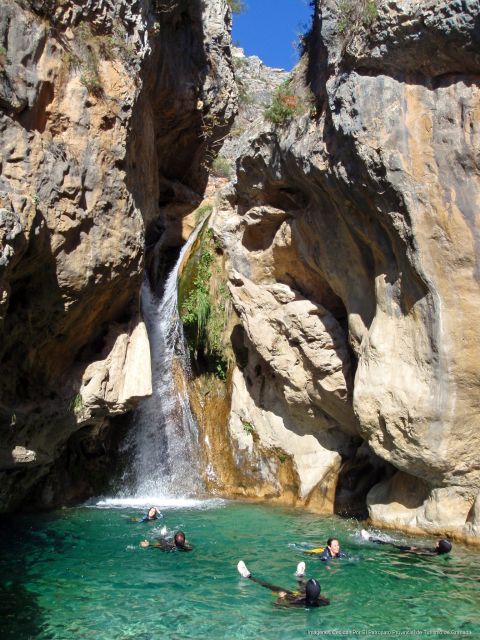 Tropical Coast and Caves of Nerja Day Tour from Granada - Lunch in Nerja and the Famous Caves