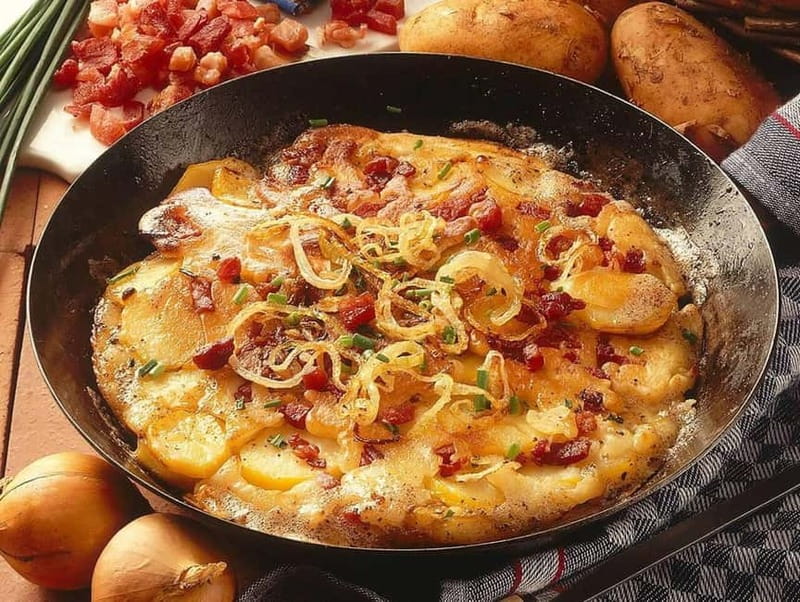 True Berlin Flavors  Street Food Tour at Alexanderplatz - Highlights of the Stops and Tastings