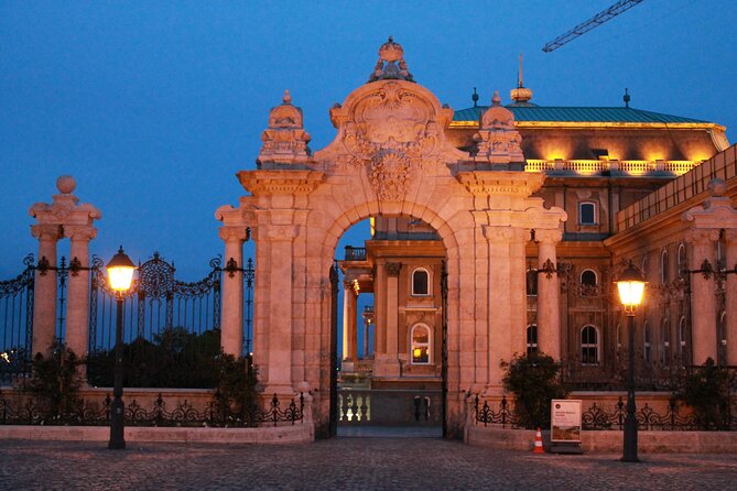 True Crime Walking Tour in the Buda Castle district - Who Will Enjoy This Tour?