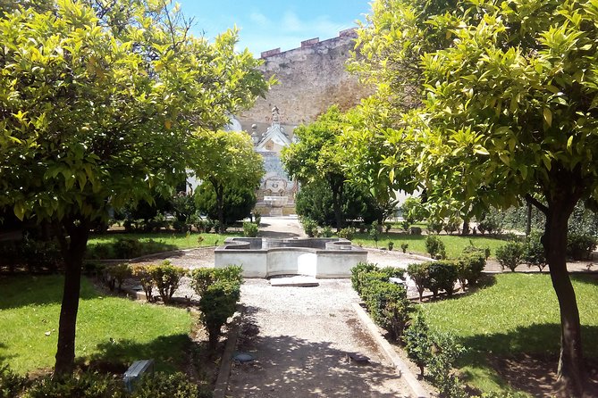 True Portuguese Soul in Lisbon - Physical Aspects and Weather Considerations