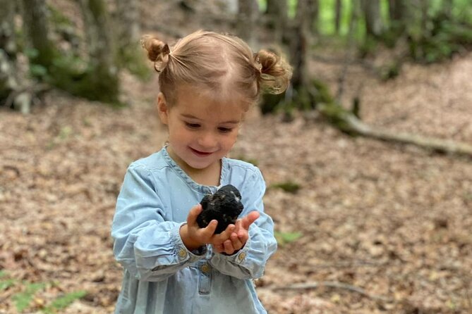 Truffle Hunting in Velebit with Gastronomic Experience - The Truffle Hunt: What to Expect