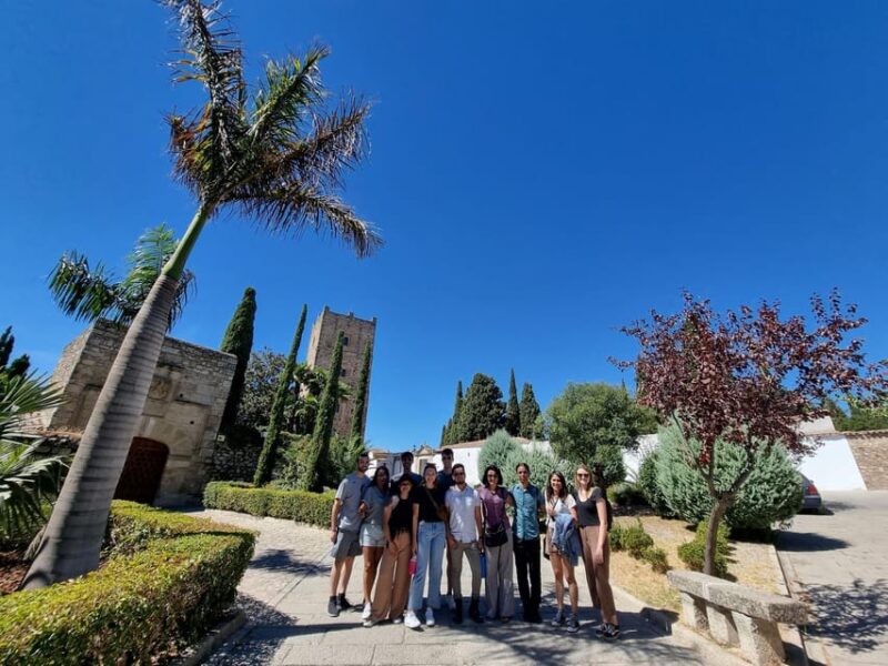 Trujillo : Guided visit "Medieval Scenery and Route of the Discoverers". - Visiting the Castle and Cisterns