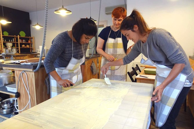 trukli cooking class with Dolac Market Tour - Exploring Zagreb’s Oldest Market: Dolac Market Tour