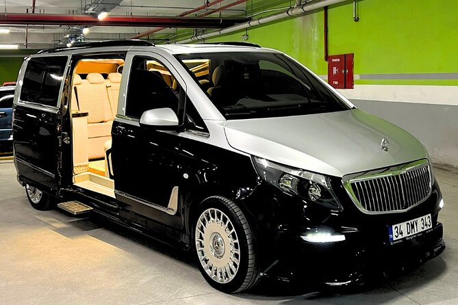 Trusted Istanbul Airport Transfer to city center - Driver Professionalism and Customer Service