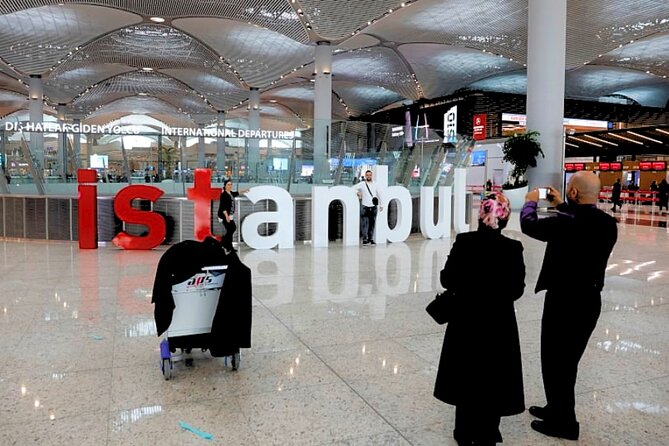 Trusted Istanbul Airport Transfer to city center - Handling Flight Delays and Changes
