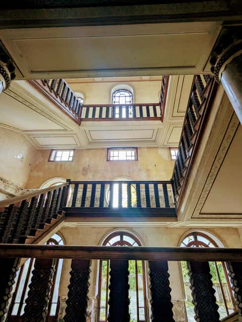 Tskaltubo: Abandoned Hotels tour, Tetra Cave & Wine tasting - Key Points