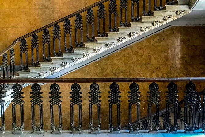 Tskaltubo-Prometheus Cave-Geguti - Visiting the Royal Castle of Geguti