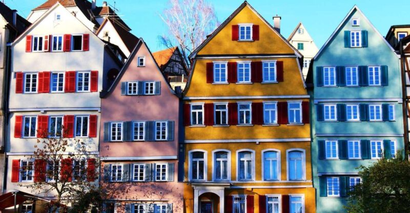 Tübingen: Private Guided Walking Tour - Visiting Castle Hohentübingen: A Landmark with Stories