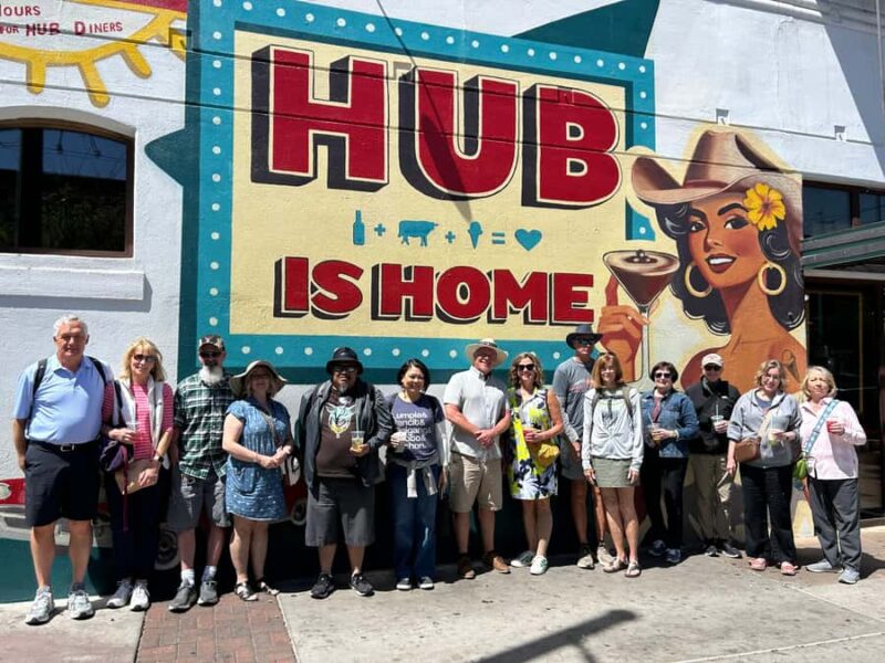 Tucson Food Tour:Locally Owned Mural & History Walking Tour - The Role of the Guide and Tour Atmosphere