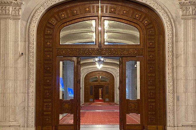 Tuk Tuk Best of Bucharest Tour - SpecTukular! - View the Ceausescu Mansion from Outside